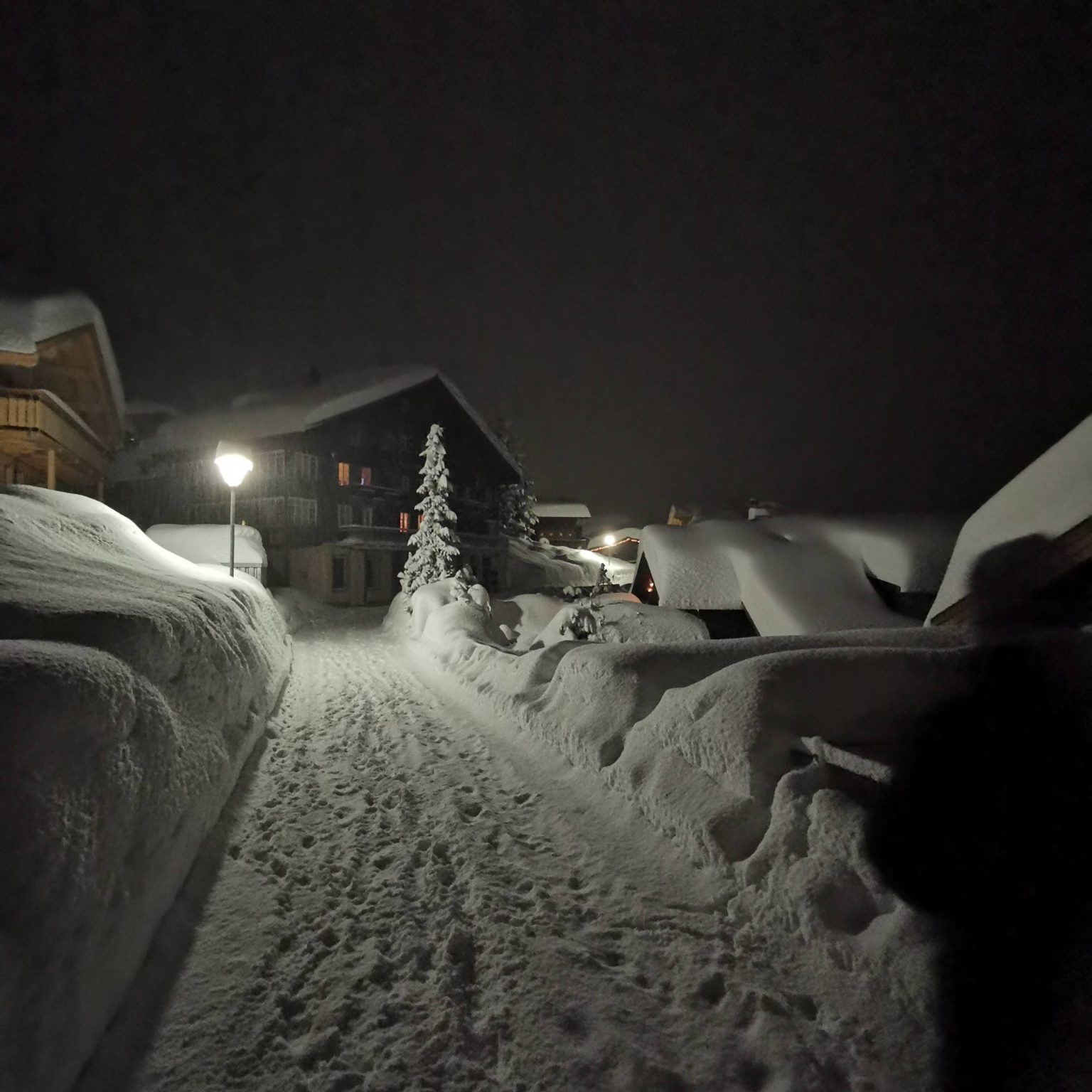 Murren-Night-Snow-Winter